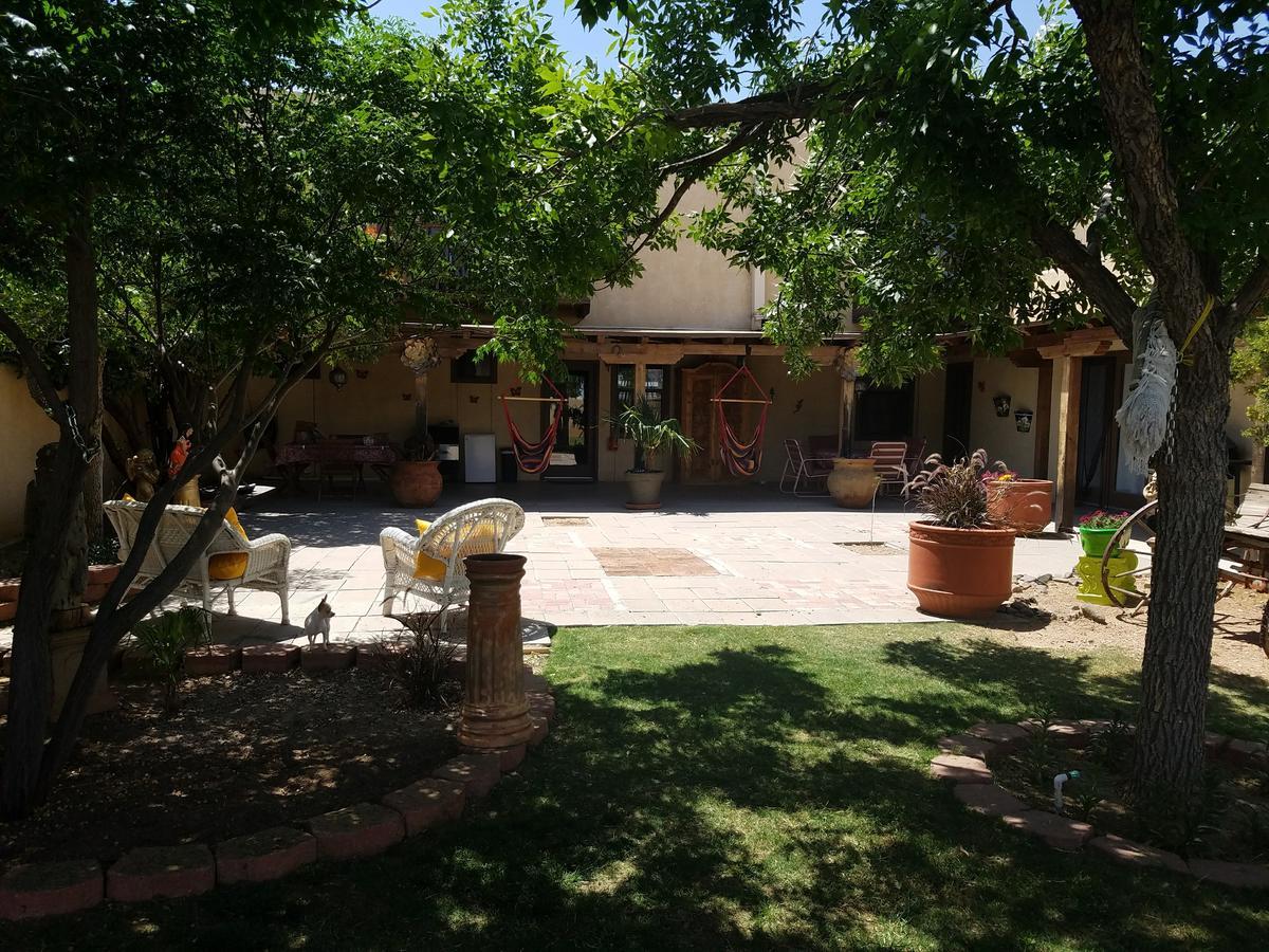 Los Milagros Hotel Columbus Exterior photo
