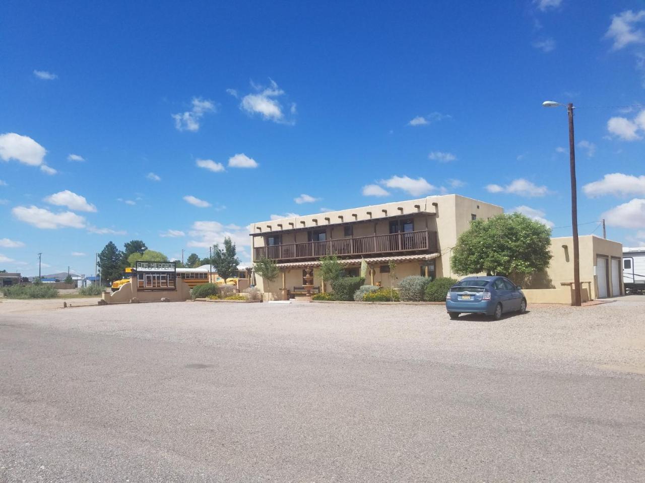 Los Milagros Hotel Columbus Exterior photo